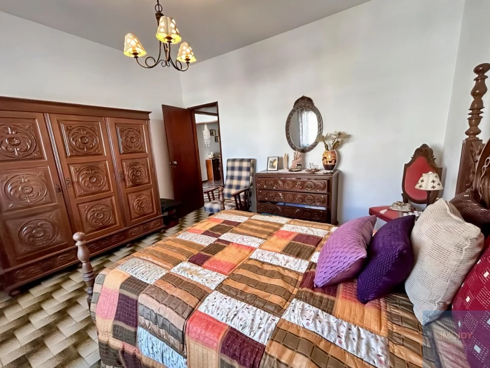 Moradia T4 para Venda em Rogil Foto 18