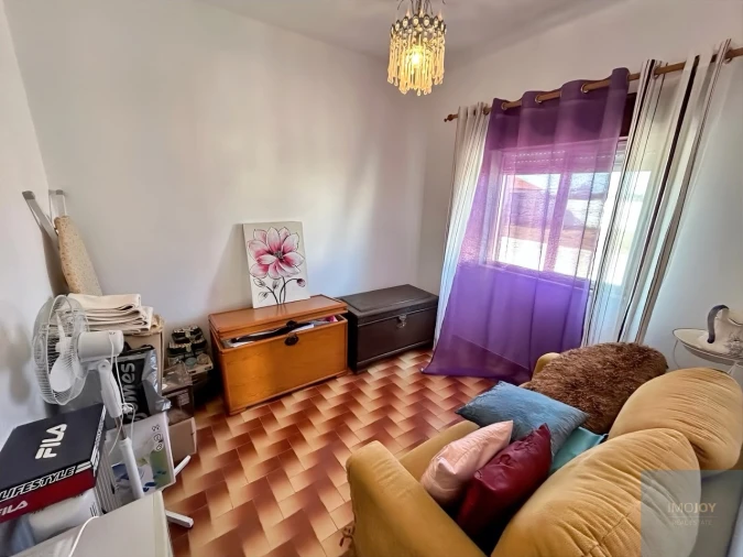 Moradia T4 para Venda em Rogil Foto 9