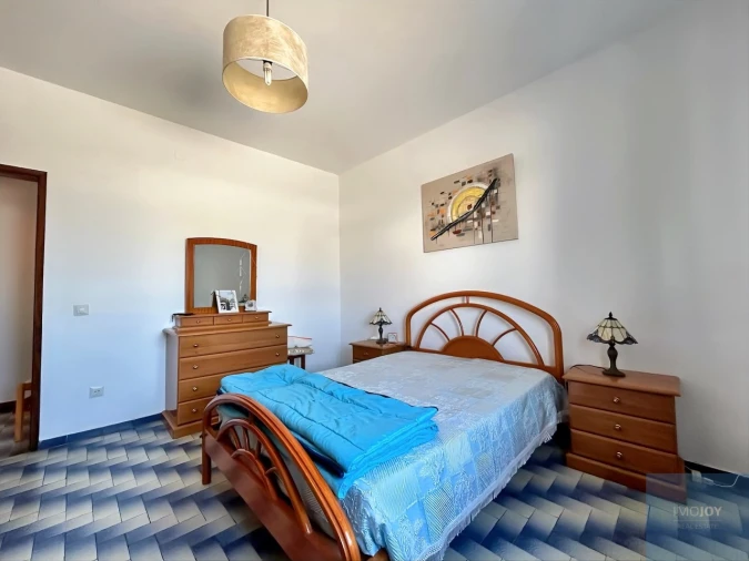 Moradia T4 para Venda em Rogil Foto 12