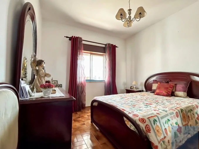 Moradia T4 para Venda em Rogil Foto 14