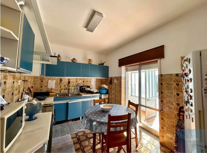 Moradia T4 para Venda em Rogil Foto 8