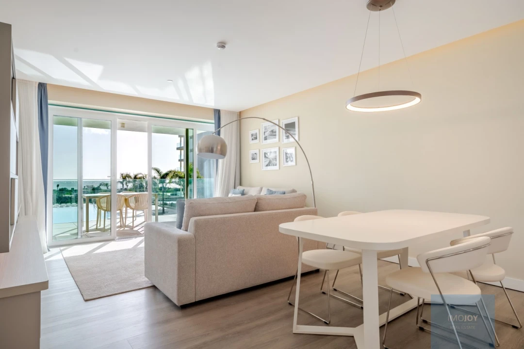 Apartamento T2 para Venda em Quarteira Foto 4