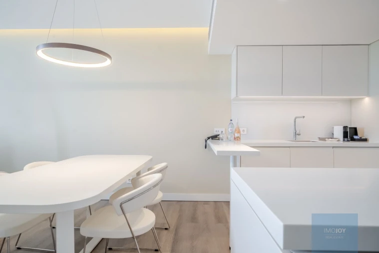 Apartamento T2 para Venda em Quarteira Foto 9