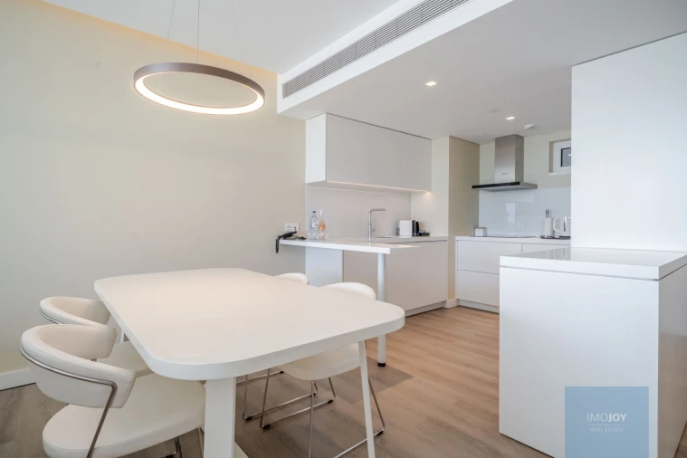 Apartamento T2 para Venda em Quarteira Foto 11
