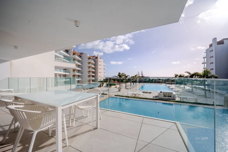 Apartamento T2 para Venda em Quarteira Foto 23
