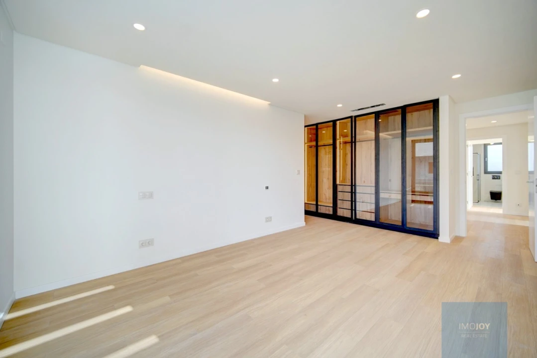 Moradia T4 para Venda em Alcabideche Foto 21