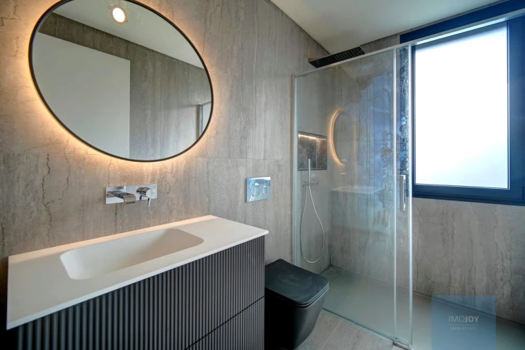 Moradia T4 para Venda em Alcabideche Foto 33