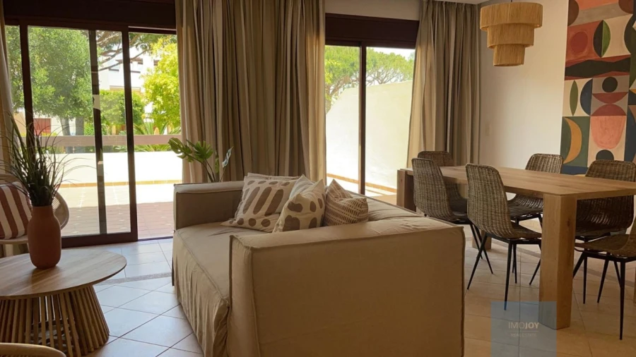 Moradia T3 para Venda em Quarteira Foto 2