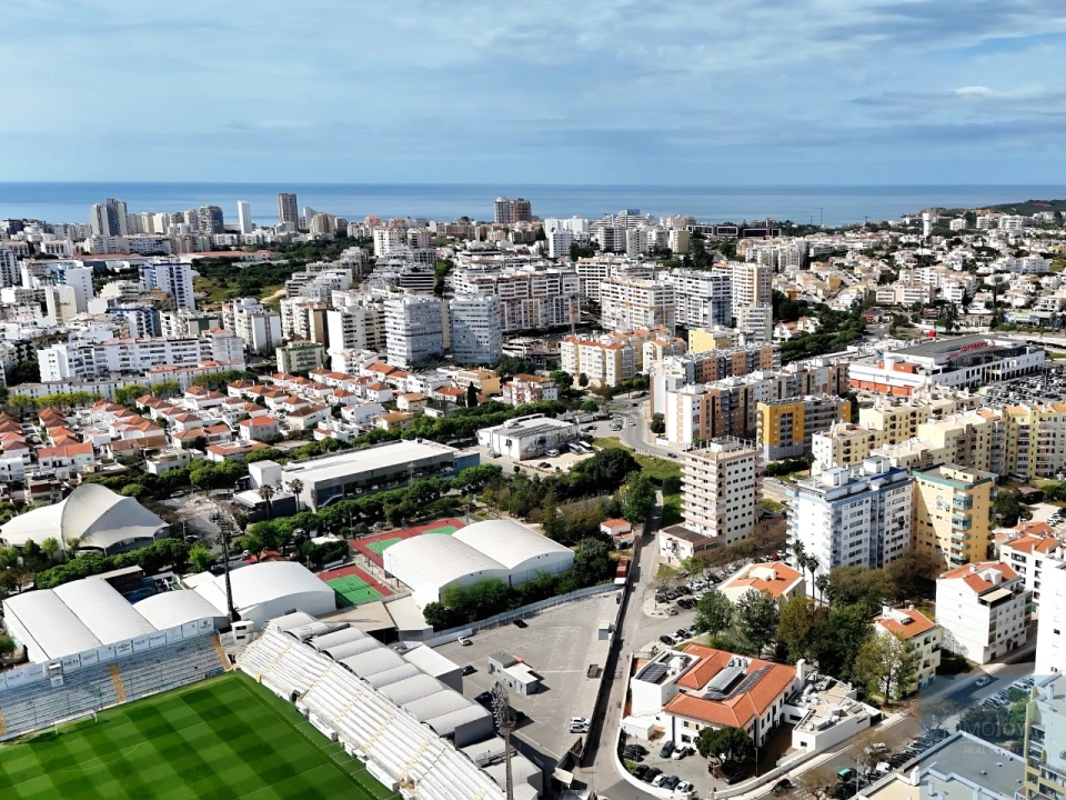Apartamento T3 para Venda em Portimão Foto 25