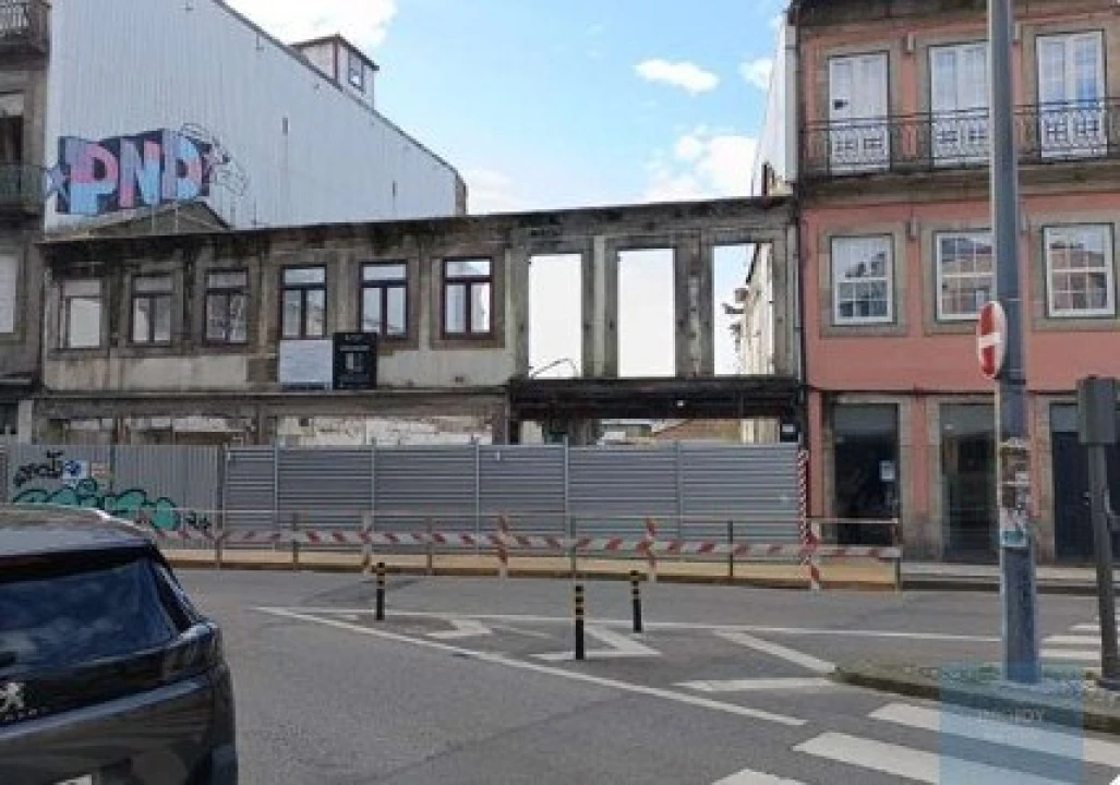 Apartamento T2 para Venda em Cedofeita, Santo Ildefonso, Sé, Miragaia, São Nicolau e Vitória Foto 9