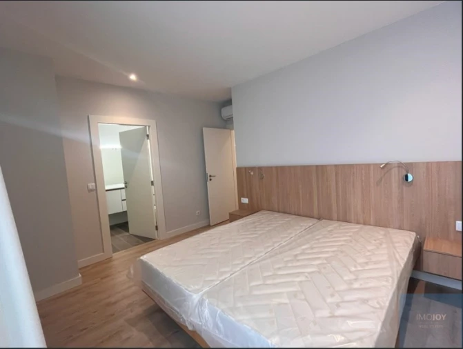Apartamento T3 para Arrendamento em Cedofeita, Santo Ildefonso, Sé, Miragaia, São Nicolau e Vitória Foto 14