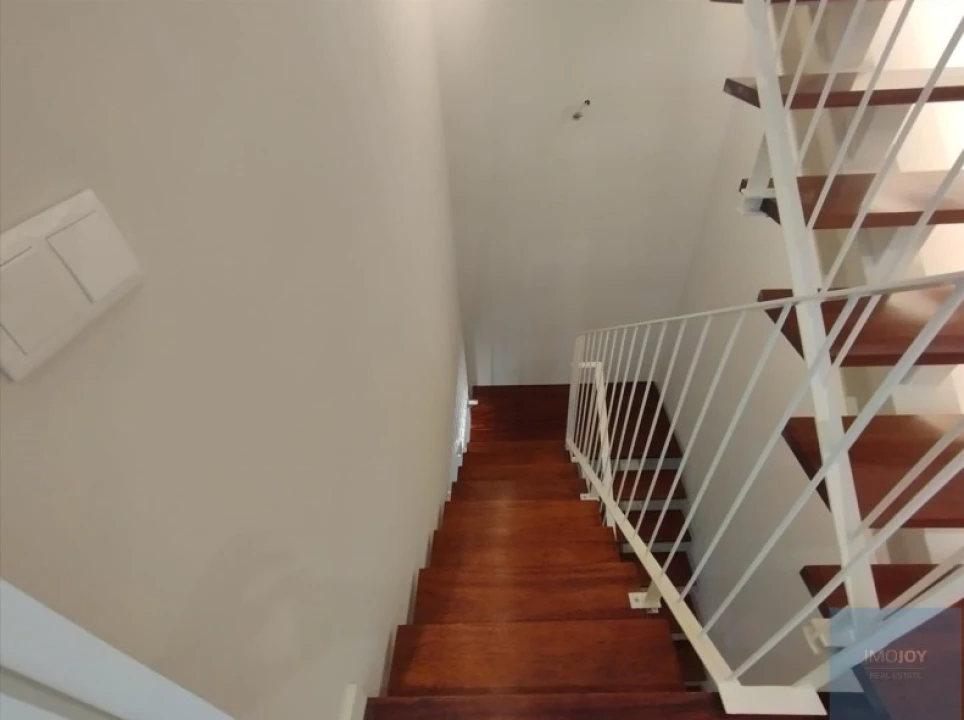 Apartamento T3 para Arrendamento em Cedofeita, Santo Ildefonso, Sé, Miragaia, São Nicolau e Vitória Foto 13
