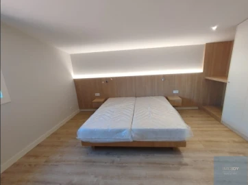 Apartamento T3 para Arrendamento em Cedofeita, Santo Ildefonso, Sé, Miragaia, São Nicolau e Vitória