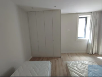 Apartamento T3 para Arrendamento em Cedofeita, Santo Ildefonso, Sé, Miragaia, São Nicolau e Vitória