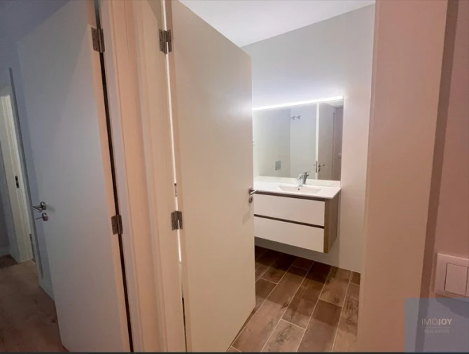 Apartamento T3 para Arrendamento em Cedofeita, Santo Ildefonso, Sé, Miragaia, São Nicolau e Vitória Foto 26
