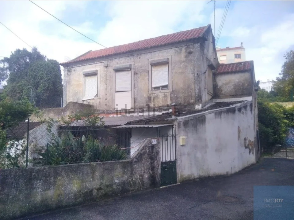 Terreno para Venda em Agualva e Mira-Sintra Foto 18