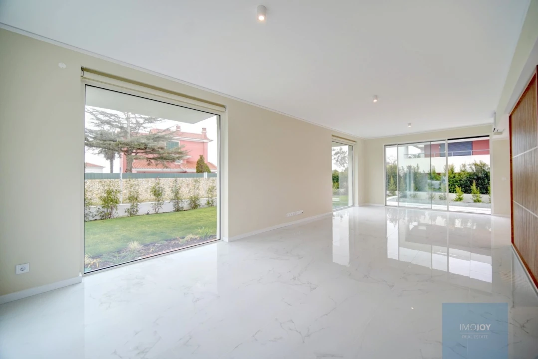 Moradia T3 para Venda em Santa Maria e São Miguel, São Martinho, São Pedro Penaferrim Foto 5