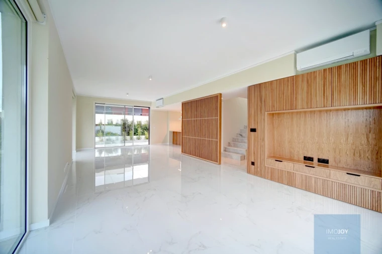 Moradia T3 para Venda em Santa Maria e São Miguel, São Martinho, São Pedro Penaferrim Foto 6