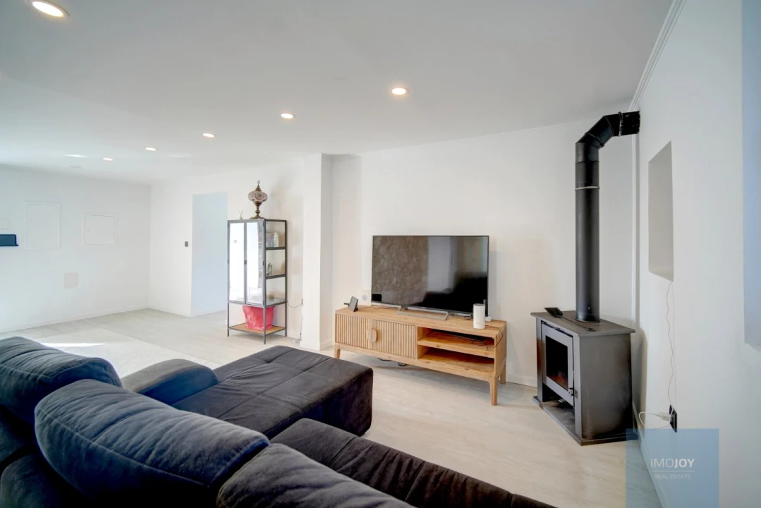 Moradia T3 para Venda em Santiago dos Velhos Foto 6