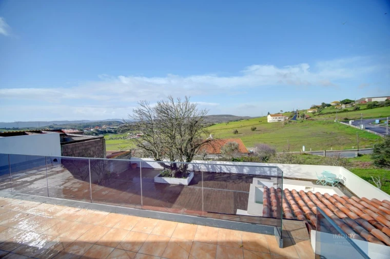 Moradia T3 para Venda em Santiago dos Velhos Foto 18