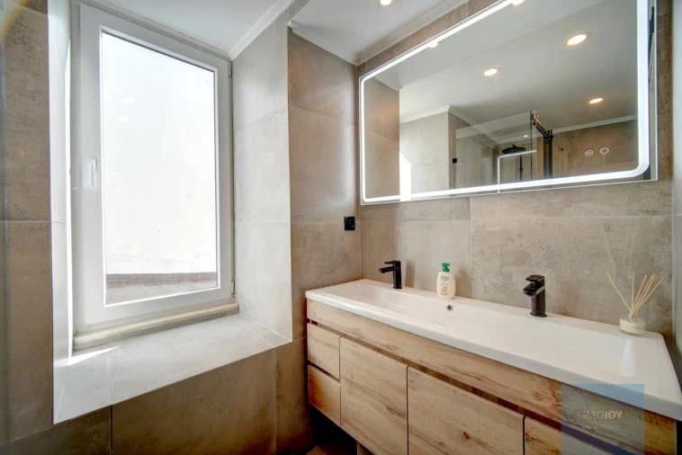 Moradia T3 para Venda em Santiago dos Velhos Foto 21