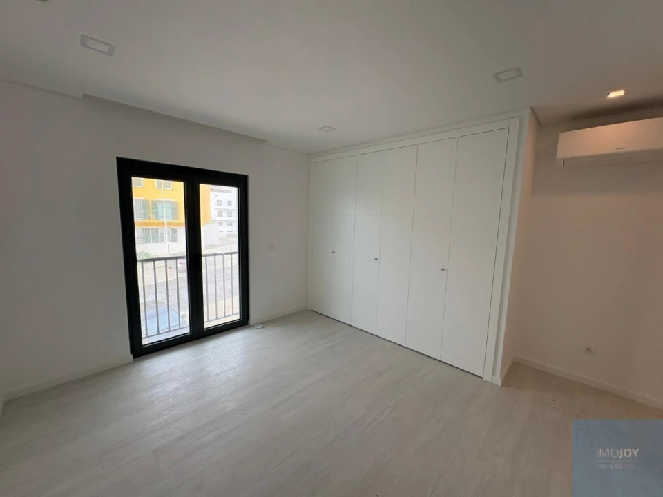 Apartamento T2 para Venda em Ericeira Foto 9