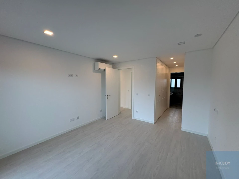 Apartamento T2 para Venda em Ericeira Foto 17