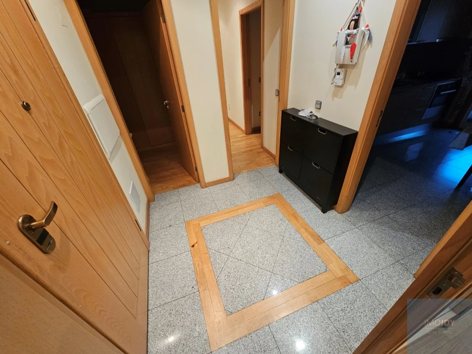 Apartamento T2 para Arrendamento em Rio Tinto Foto 6