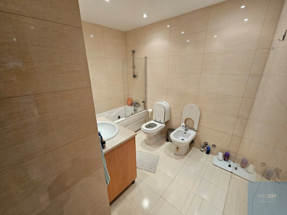 Apartamento T2 para Arrendamento em Rio Tinto Foto 11