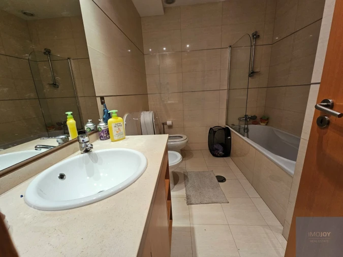 Apartamento T2 para Arrendamento em Rio Tinto Foto 16