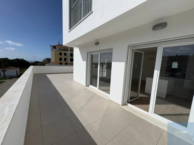 Apartamento T2 para Venda em Ericeira Foto 2