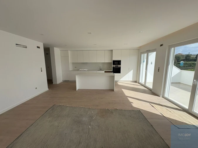 Apartamento T2 para Venda em Ericeira Foto 3