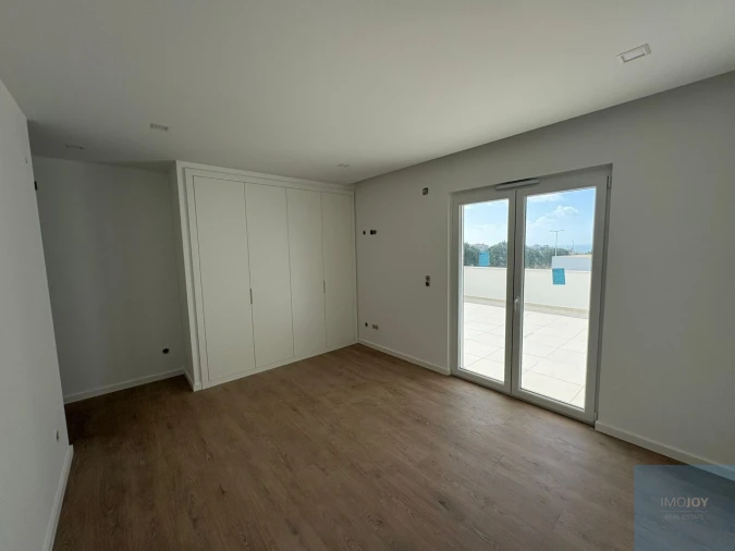 Apartamento T2 para Venda em Ericeira Foto 13