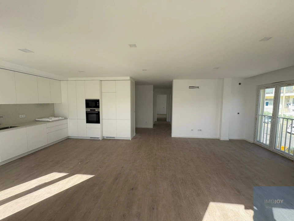 Apartamento T2 para Venda em Ericeira Foto 2