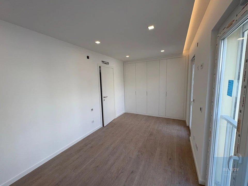 Apartamento T2 para Venda em Ericeira Foto 9