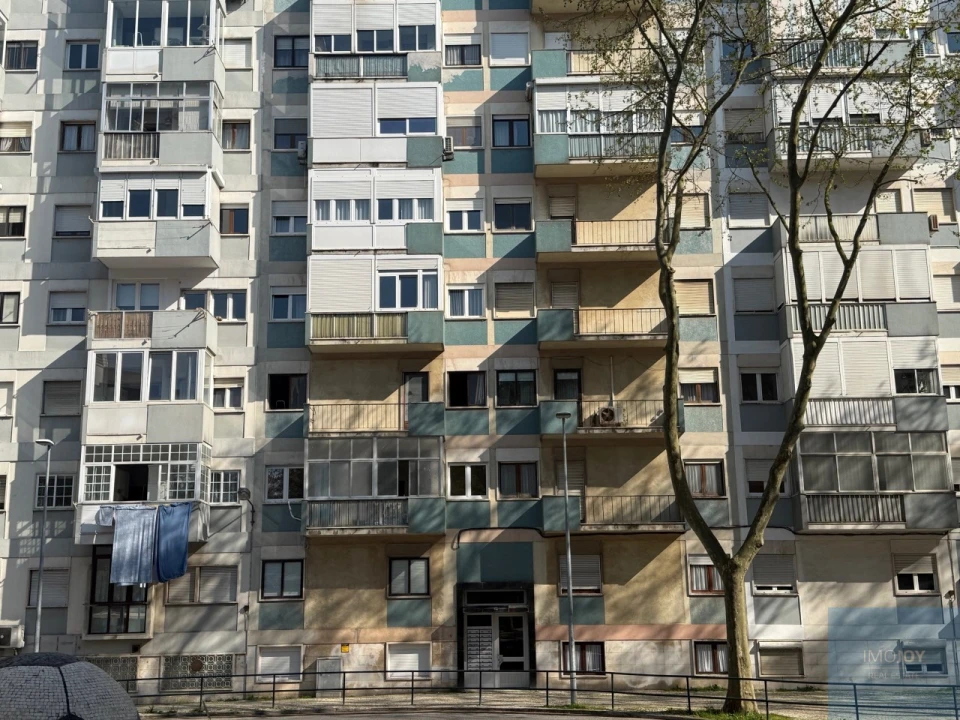 Apartamento T3 para Venda em Benfica Foto 28