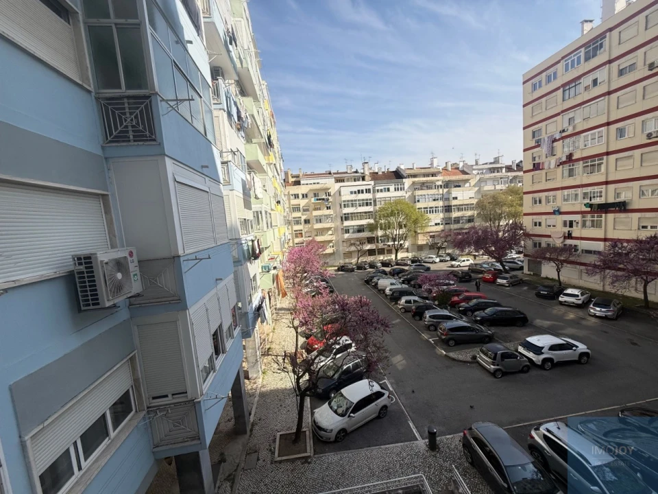 Apartamento T3 para Venda em Benfica Foto 31