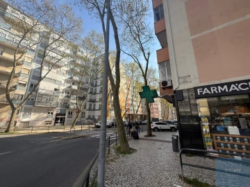 Apartamento T3 para Venda em Benfica