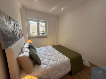 Apartamento T3 para Venda em Benfica