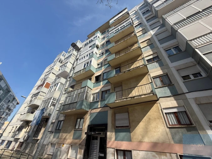 Apartamento T3 para Venda em Benfica Foto 27