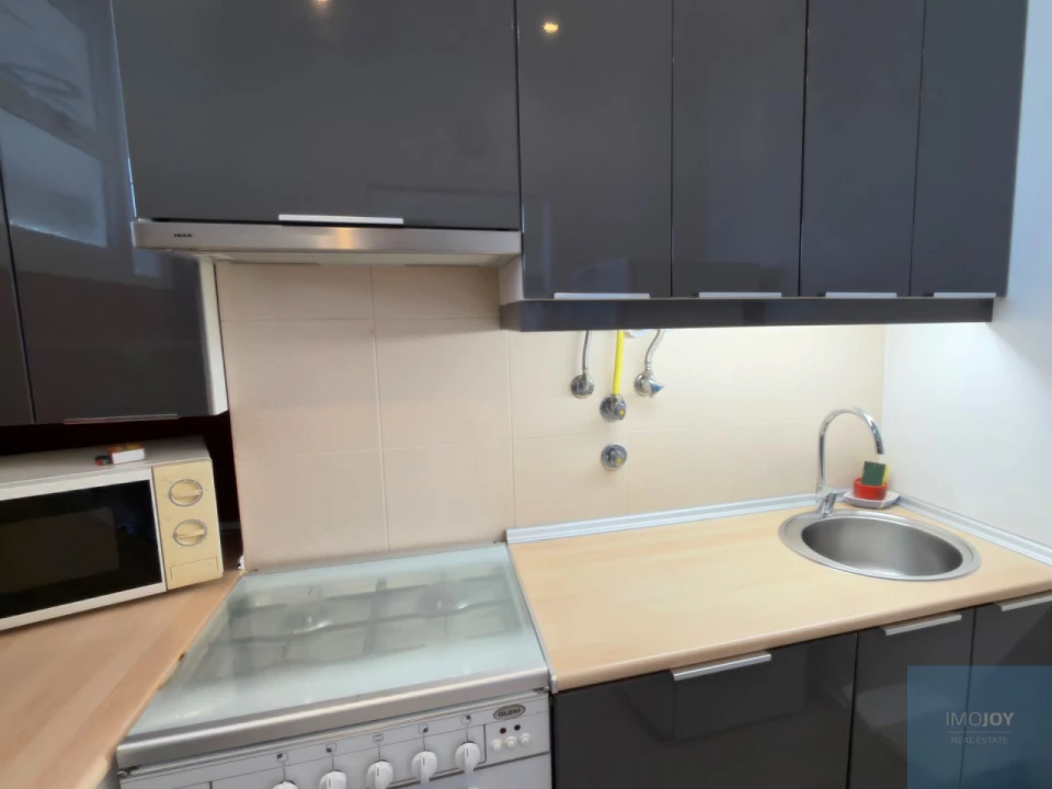 Apartamento T2 para Arrendamento em Portimão Foto 9