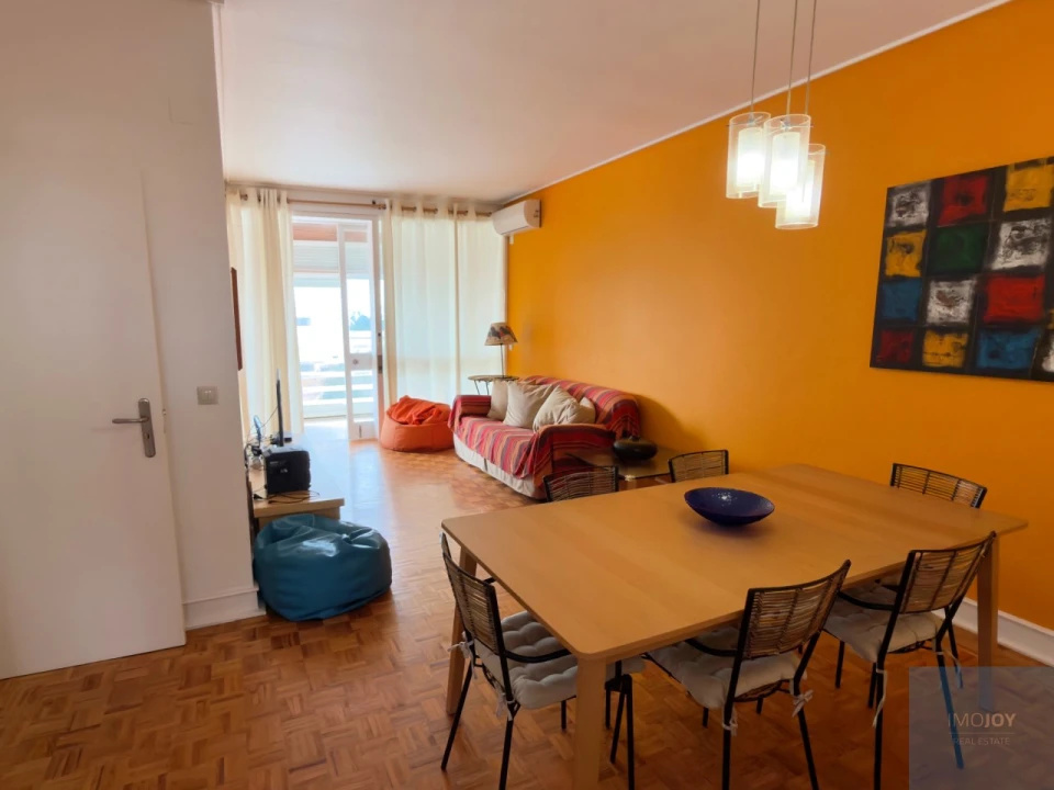 Apartamento T2 para Arrendamento em Portimão Foto 3