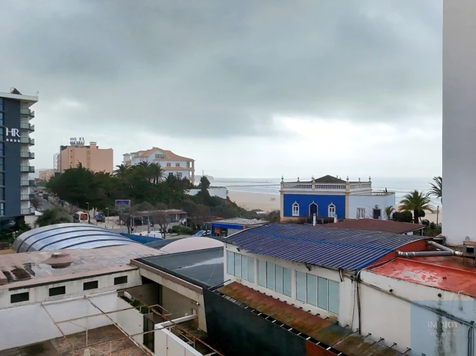 Apartamento T2 para Arrendamento em Portimão Foto 6