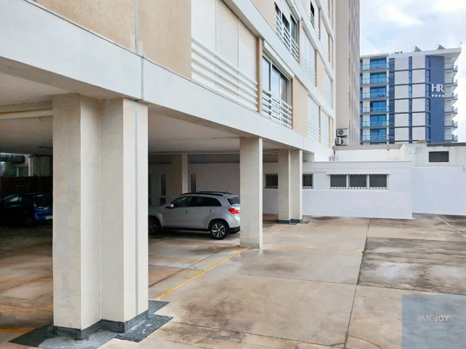Apartamento T2 para Arrendamento em Portimão Foto 24