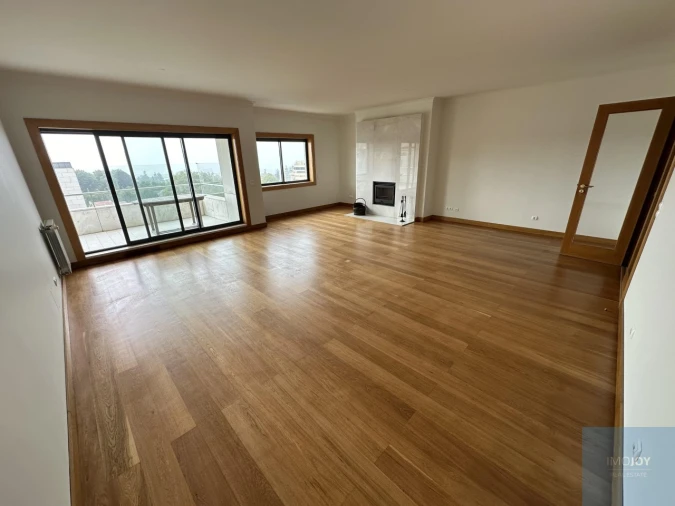 Apartamento T3 para Arrendamento em Aldoar, Foz do Douro e Nevogilde Foto 2