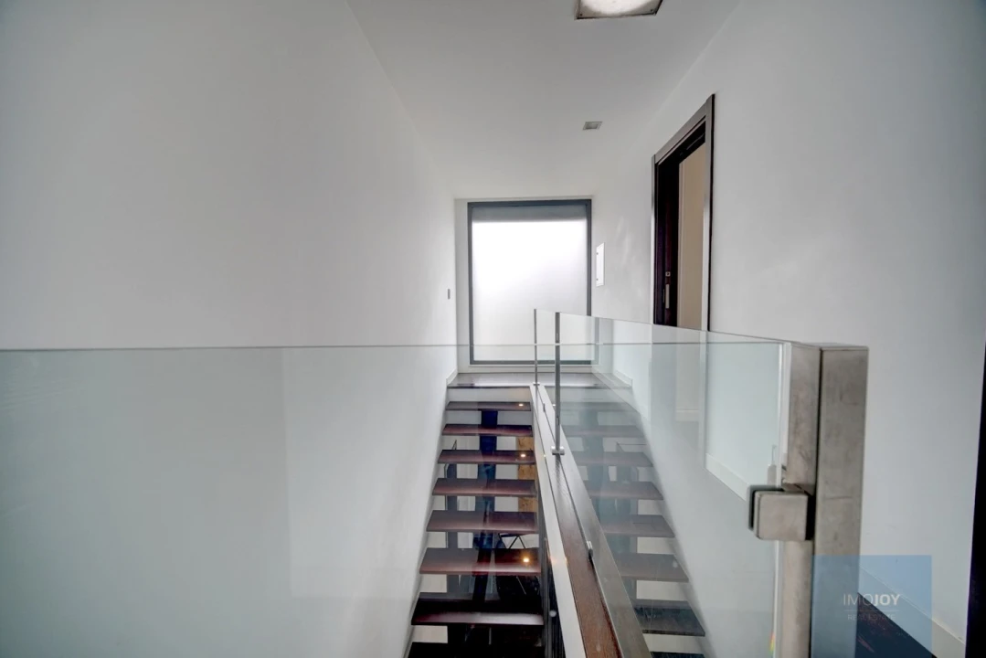 Moradia T4 para Venda em Oeiras e São Julião da Barra, Paço de Arcos e Caxias Foto 15