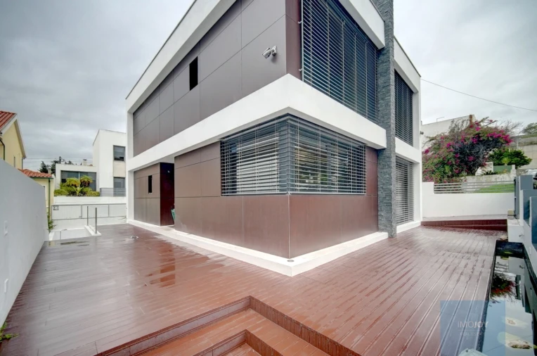 Moradia T4 para Venda em Oeiras e São Julião da Barra, Paço de Arcos e Caxias Foto 2