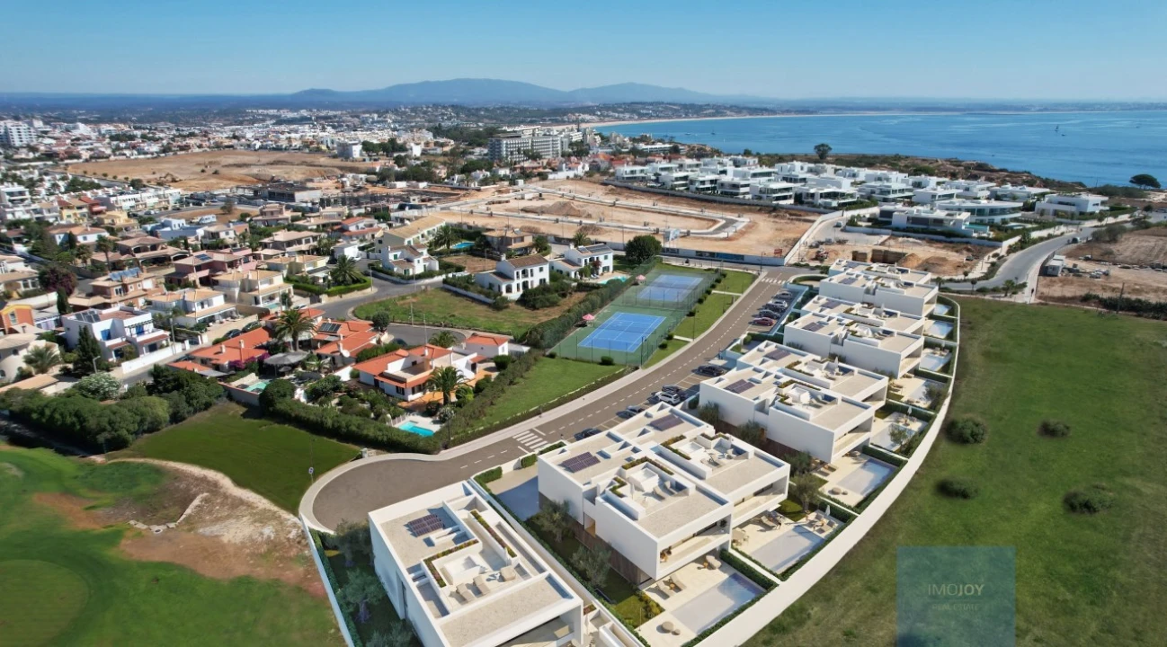 Moradia T4 para Venda em Lagos (São Sebastião e Santa Maria) Foto 28