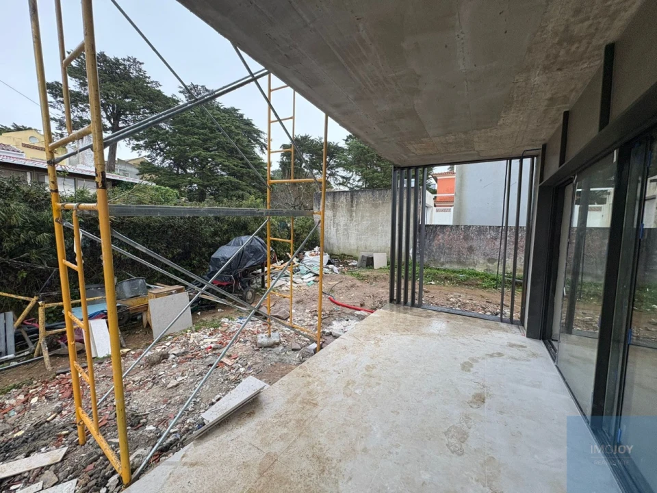 Moradia T3 para Venda em Alcabideche Foto 14