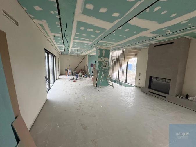 Moradia T3 para Venda em Alcabideche Foto 9